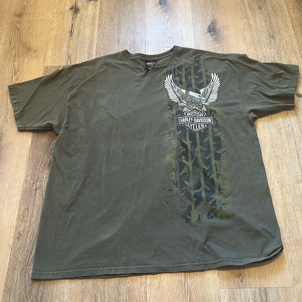 Harley-Davidson Mens Army Green Short Sleeve Tee Tripp’s Amarillo Sz 2 XL